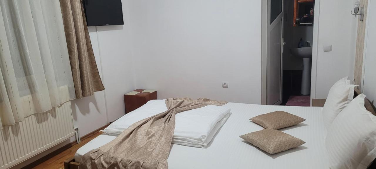 Pensiunea Casa Ady Bran  Exteriör bild