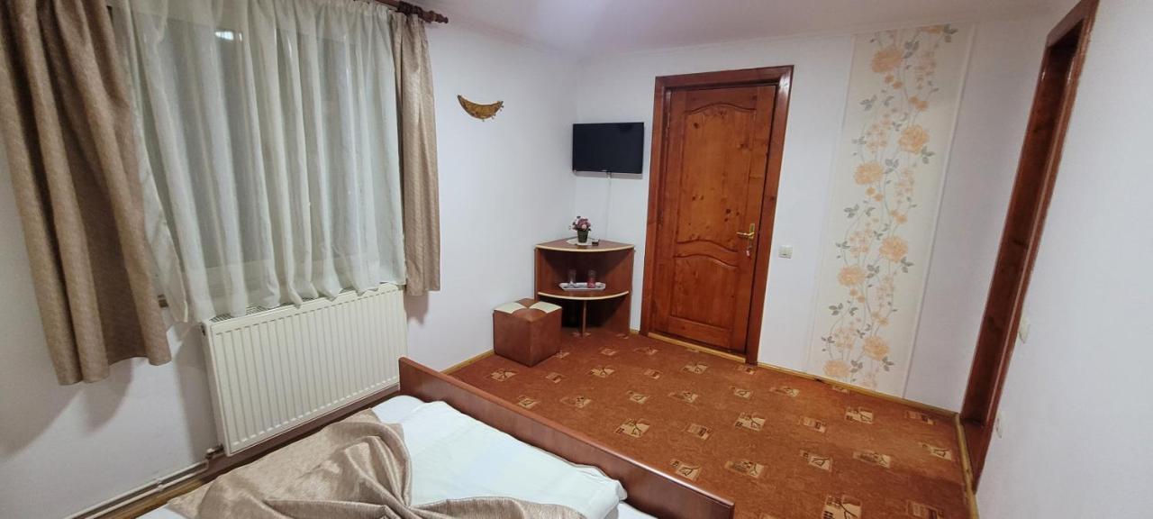 Pensiunea Casa Ady Bran  Exteriör bild