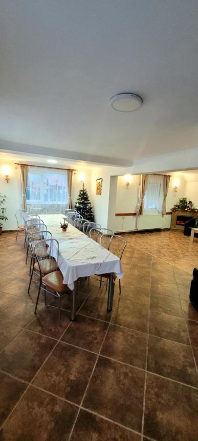 Pensiunea Casa Ady Bran  Exteriör bild